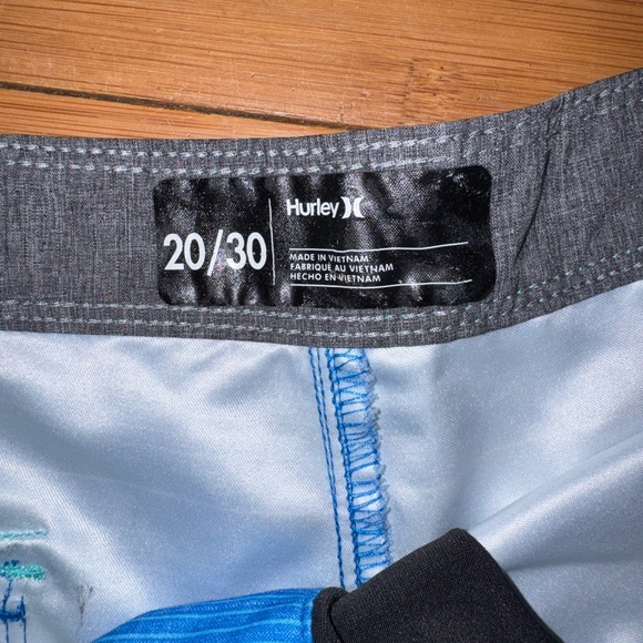 Hurley Men's Aqua and Blue Board Shorts - Picture 2 of 3